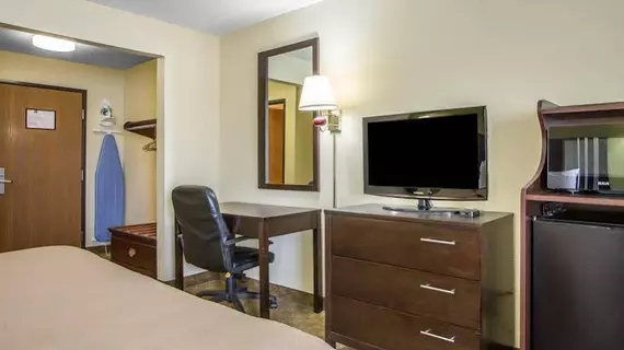 Quality Inn Merrillville | Indiana - Merrillville