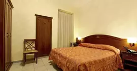 Hotel Pavone | Lombardy - Milano (ve civarı) - Milano