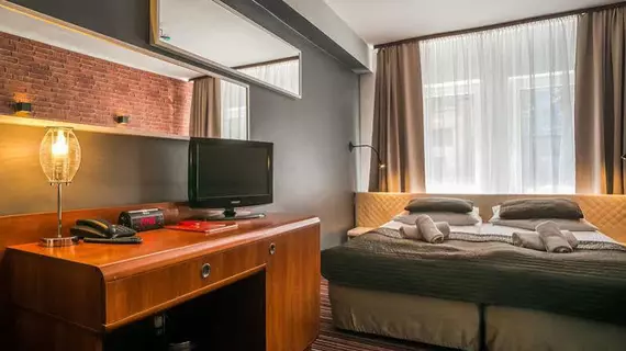 Hotel Delta | Küçük Polonya Voyvodalığı - Krakow (ve civarı) - Krakow