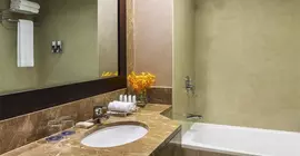 Four Points by Sheraton Sheikh Zayed Road | Dubai - Ticaret Merkezi