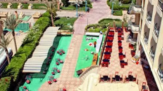 King Tut Aqua Beach Resort | Kızıldeniz İli - Hurgada (ve civarı) - Hurgada - Corniche Yolu-Dahar