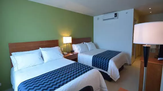 Holiday Inn Express Cabo San Lucas | Baja California Sur - Los Cabos - Los Cabos (ve civarı) - Cabo San Lucas - El Tezal