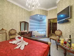 Alex Hotel on Marata | Leningrad Bölgesi - St. Petersburg (ve civarı) - St. Petersburg - Tsentralny