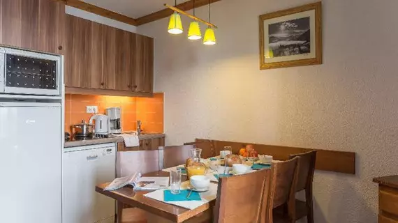 Residence Pierre and Vacances Les Bergers | Auvergne-Rhone-Alpes - Isere - Huez