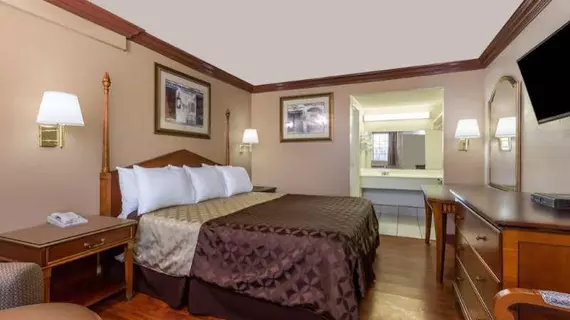 Knights Inn San Bernardino | Kaliforniya - San Bernardino County - San Bernardino (ve civarı) - San Bernardino