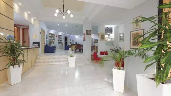 Latania Studios & Apartments | Girit Adası - Kandiye (bölge) - Hersonissos - Stalida