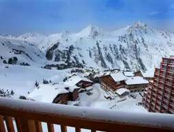 La Source Des Arcs | Auvergne-Rhone-Alpes - Savoie (bölge) - Bourg-Saint-Maurice