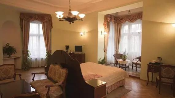 Hotel Polonia | Küçük Polonya Voyvodalığı - Krakow (ve civarı) - Krakow - Stare Miasto