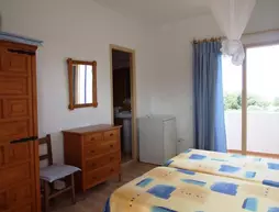 Hostal Mayans | Balearic Adaları - Formentera - Es Pujols