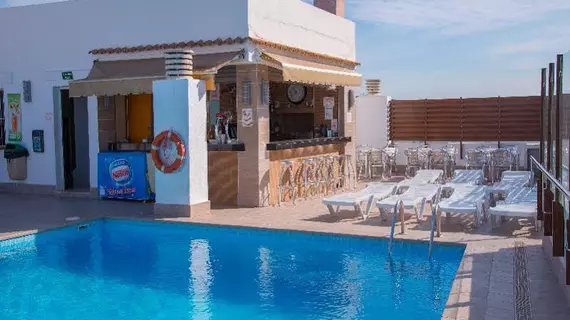 Central Park Apartamentos | Balearic Adaları - İbiza Adası - Sant Antoni de Portmany