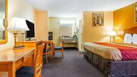 Econo Lodge Inn & Suites | Alabama - Evergreen (ve civarı) - Evergreen