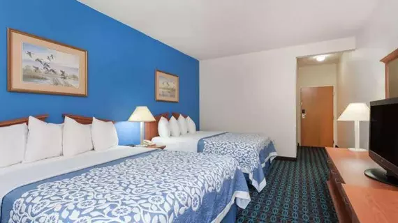 Days Inn & Suites Cambridge | Maryland - Cambridge