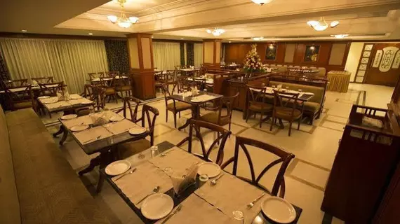 The Rialto Hotel | Karnataka - Bengaluru (ve civarı) - Bengaluru - Bangalor Şehir Merkezi