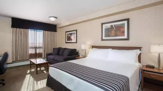 Sandman Hotel & Suites Calgary Airport | Alberta - Calgary (ve civarı) - Calgary