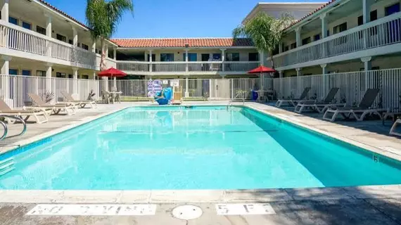 Motel 6 Carlsbad South | Kaliforniya - San Diego County - San Diego Sahili