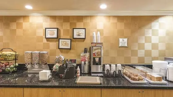 La Quinta Inn & Suites Miami Lakes | Florida - Miami (ve civarı) - Miami Lakes