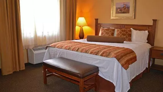 Best Western Plus Country Inn & Suites | Kansas - Dodge City (ve civarı) - Dodge City