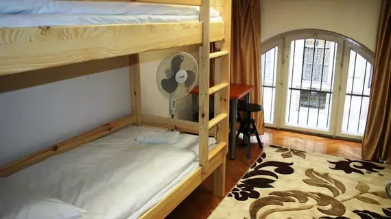 Walking Bed Budapest Hostel | Pest County - Budapeşte (ve civarı) - Budapeşte Kent Merkezi - Budapeşte İç Kent Bölgesi