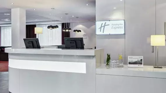 Holiday Inn Express Amsterdam - Schiphol | Kuzey Hollanda - Haarlemmermeer - Hoofdorp