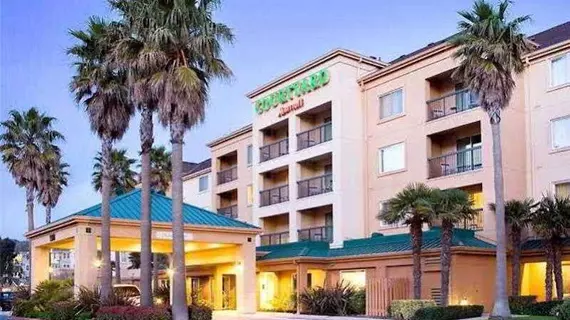 Courtyard by Marriott San Francisco Airport/Oyster Point Waterfront | Kaliforniya - San Fransisko (ve civarı) - South San Francisco