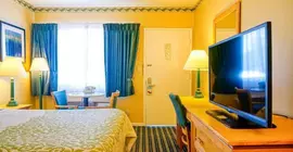 Days Inn Santa Barbara | Kaliforniya - Santa Barbara (ve civarı) - Santa Barbara - Santa Barbara Plajı