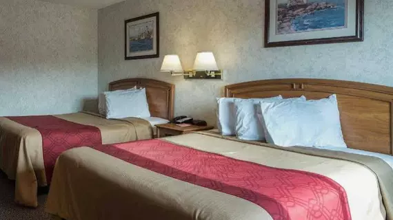 Econo Lodge Inn and Suites Canandaigua | New York - Rochester (ve civarı) - Canandaigua