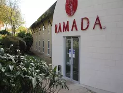 Ramada Oxford | Oxfordshire (kontluk) - Oxford - Wheatley