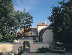 Ramada Landhotel Nürnberg | Bavyera - Orta Franconia