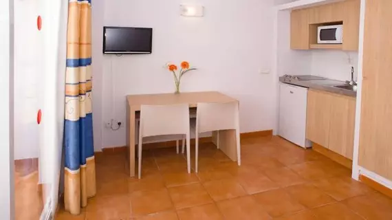 Central Park Apartamentos | Balearic Adaları - İbiza Adası - Sant Antoni de Portmany