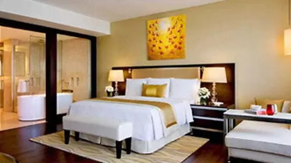 Courtyard by Marriott Mumbai International Airport | Maharaştra - Raigad - Bombay (ve civarı) - Bombay - Malad - Batı Banliyöleri