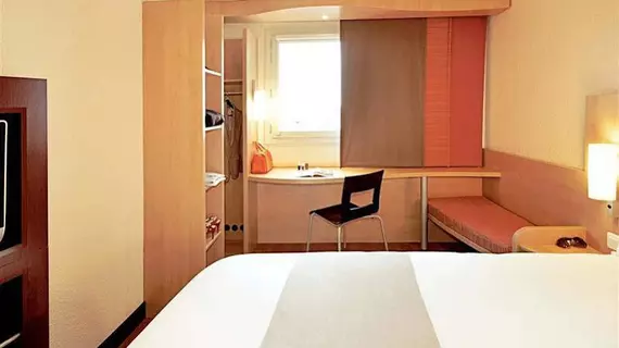 IBIS LUTON AIRPORT | Bedfordshire (kontluk) - Luton