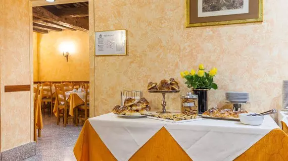 Madison Hotel | Lazio - Roma (ve civarı) - Roma Kent Merkezi - Rione XVIII Castro Pretorio