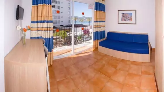 Central Park Apartamentos | Balearic Adaları - İbiza Adası - Sant Antoni de Portmany