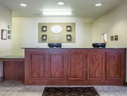 Comfort Suites at Royal Ridges | Wisconsin - Ripon