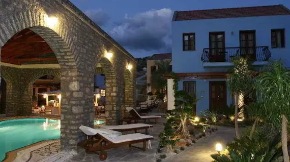 Iapetos Village | Ege Adaları - Sömbeki