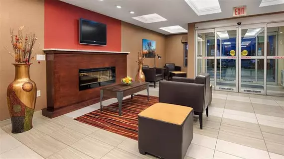 Best Western Plus Red Deer Inn & Suite | Alberta - Red Deer (ve civarı) - Red Deer