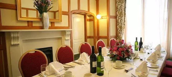 Alton House Hotel | Hampshire (kontluk) - Alton