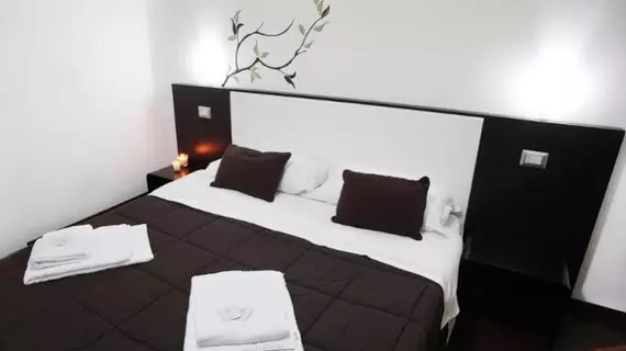 B&B Roma Cheap & Chic | Lazio - Roma (ve civarı) - Roma Kent Merkezi - Esquilino