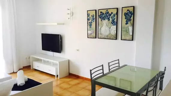 Apartamentos San Antonio Beach | Balearic Adaları - İbiza Adası - Sant Antoni de Portmany - Cala de Bou