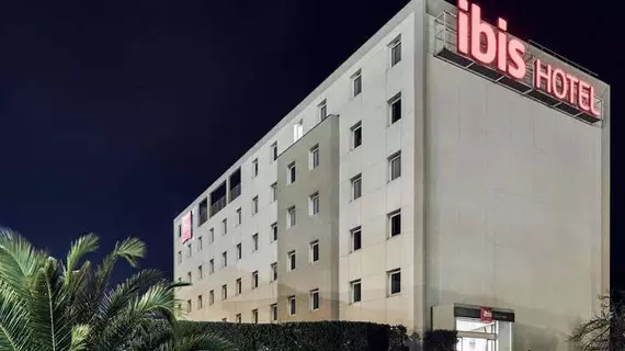 ibis Toulon La Valette | Provence - Alpes - Cote d'Azur - Var - Toulon - Hyeres (ve civarı) - La Valette-du-Var