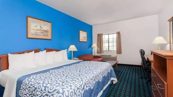 Days Inn & Suites Cambridge | Maryland - Cambridge