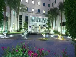 Premier Inn Dubai Investments Park | Dubai - Dubai Investment Parkı