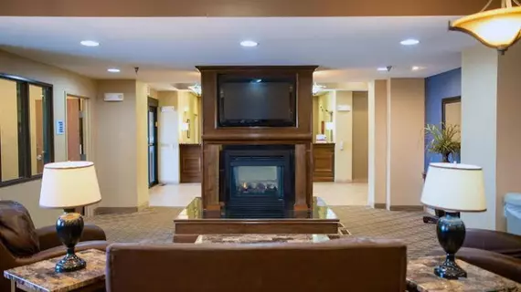 Holiday Inn Express Devils Lake | Kuzey Dakota - Devils Lake (ve civarı) - Devils Lake