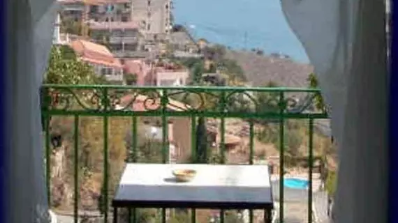 Isoco Guest House | Sicilya - Messina (vilayet) - Taormina Sahili - Taormina