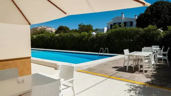 Hotel Madrid | Balearic Adaları - Menorca - Ciutadella de Menorca