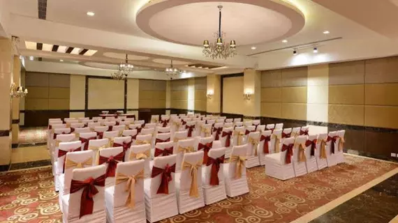 Leisure Inn West Gurgaon | Haryana - Gurugram (ve civarı) - Gurugram