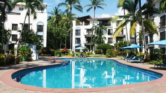 Puerto de Luna Pet Friendly and Family Suites | Nayarit - Bahía de Banderas - Puerto Vallarta (ve civarı) - Puerto Vallarta