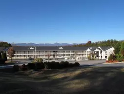 Days Inn Dahlonega | Georgia - Helen (ve civarı) - Dahlonega