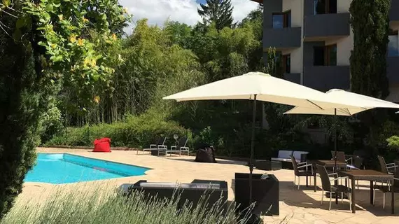 Best Western Auberge de Jons | Auvergne-Rhone-Alpes - Rhone (bölge) - Lyon (ve çevresi) - Jons