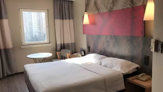 Hotel Ibis Shanghai Lianyang | Şanghay (ve civarı) - Şangay